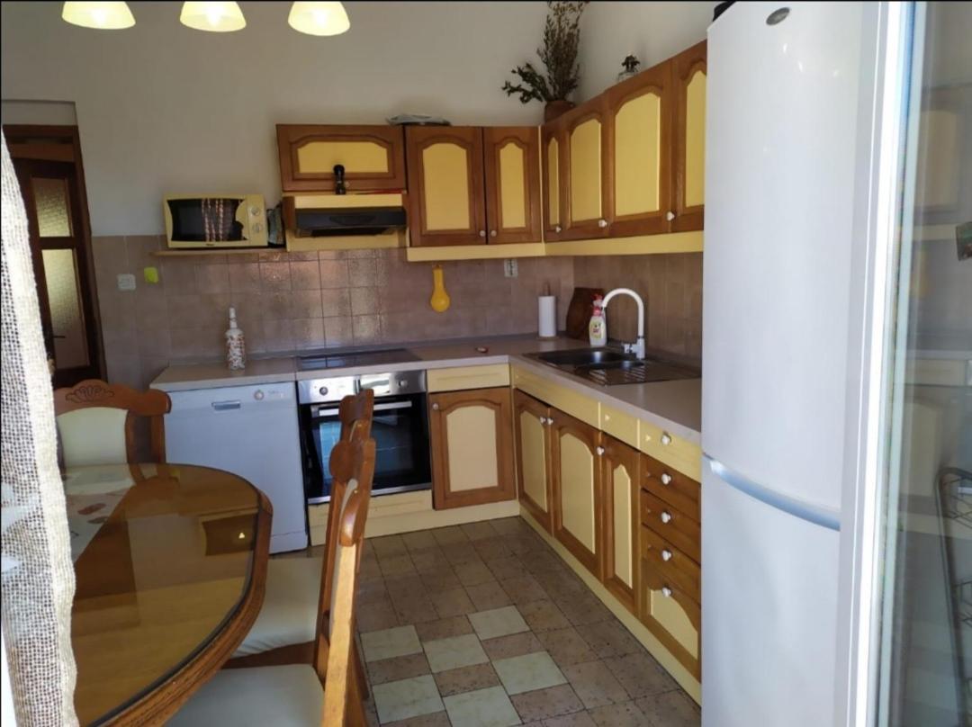 Apartman Anđela Podgora Bagian luar foto
